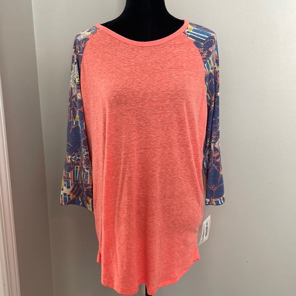 LulaRoe Randy Shirt - Picture 1 of 6